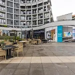 Apartmán Lakeside Luxe By Pikhost