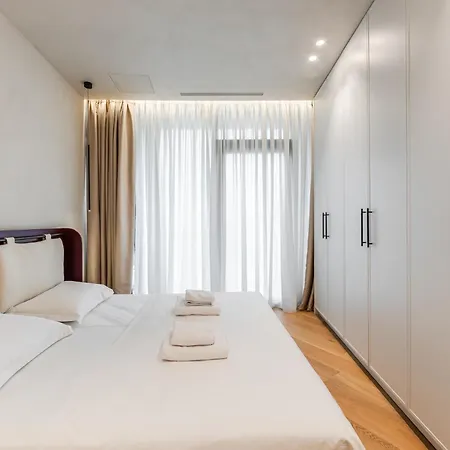 Lakeside Luxe By Pikhost アパート *