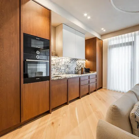 Lakeside Luxe By Pikhost Apartment