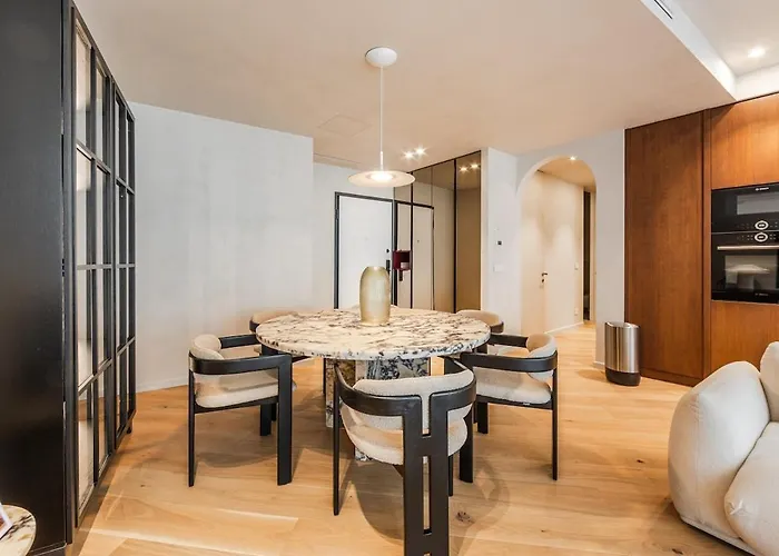 Apartamento Lakeside Luxe By Pikhost