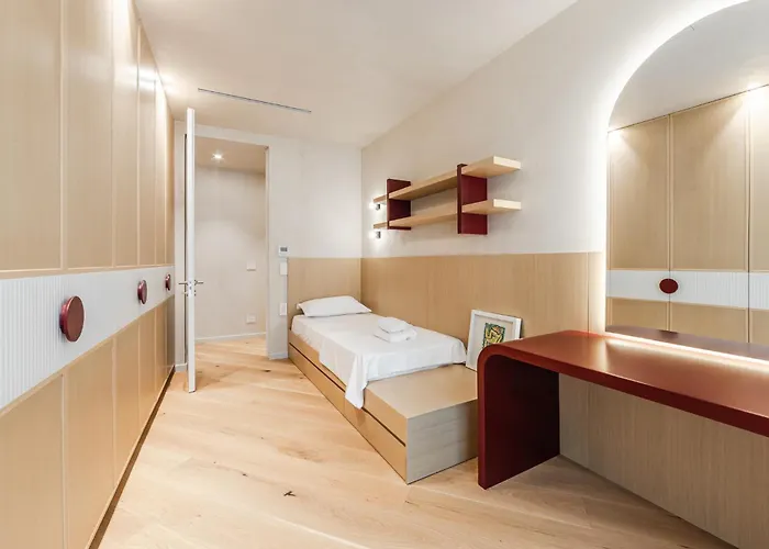 Lakeside Luxe By Pikhost アパート