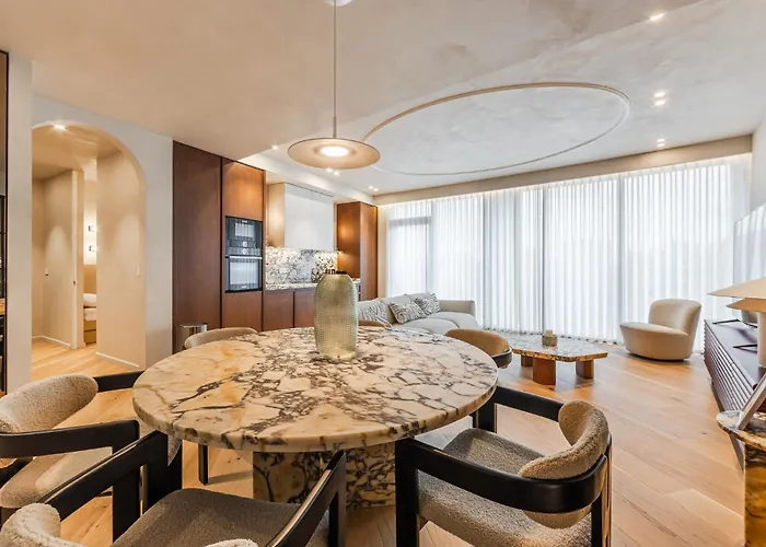 Lakeside Luxe By Pikhost Tirana